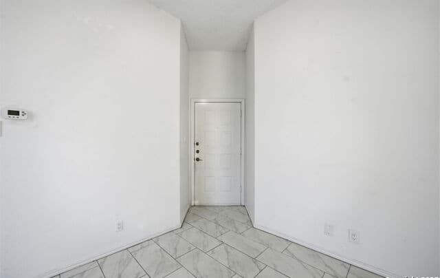 2-bedroom rental at 6304 Village Arbor in San Antonio, TX — photo 5