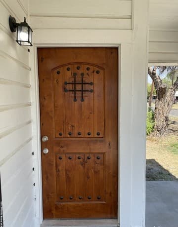 3-bedroom rental at 202 McCAULEY BLVD in San Antonio, TX — photo 5