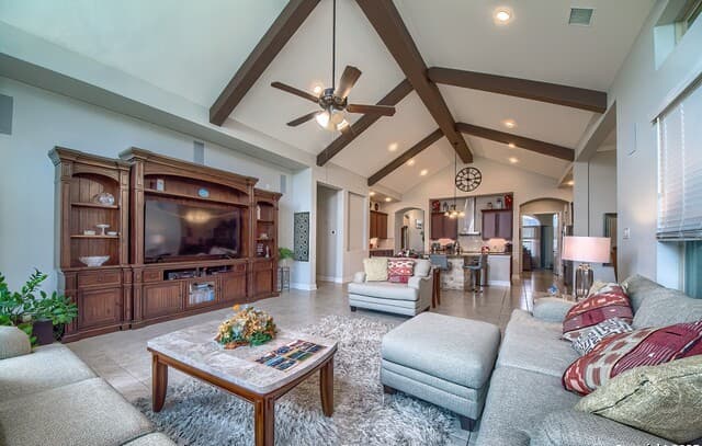 4-bedroom rental at 3209 Harvest Hill Blvd in Marion, TX — photo 5