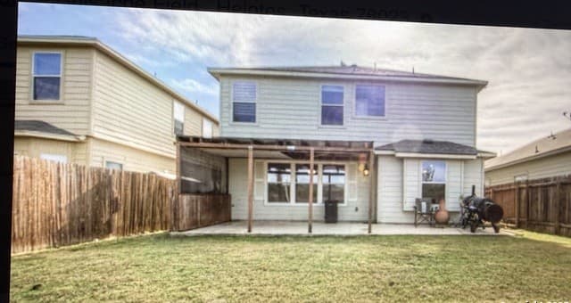 4-bedroom rental at 10239 Huisache Field in Helotes, TX — photo 2