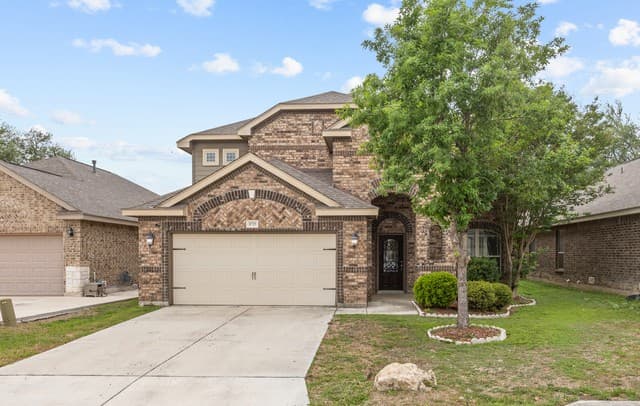 4-bedroom rental at 8719 Kallison Arbor in San Antonio, TX — photo 1