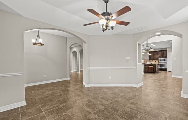 4-bedroom rental at 8719 Kallison Arbor in San Antonio, TX — photo 4