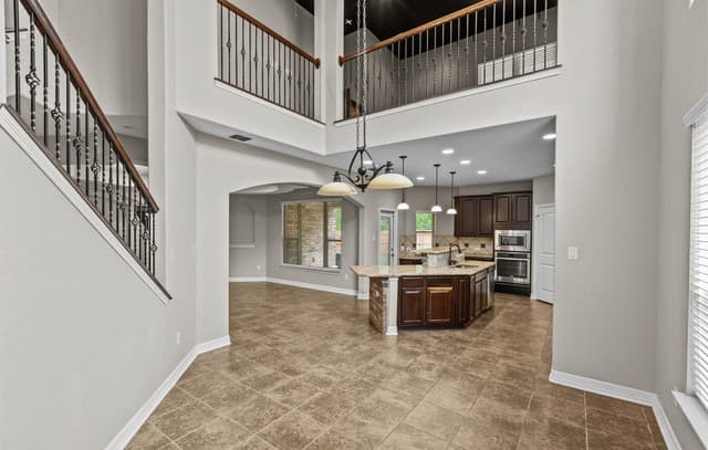 4-bedroom rental at 8719 Kallison Arbor in San Antonio, TX — photo 5