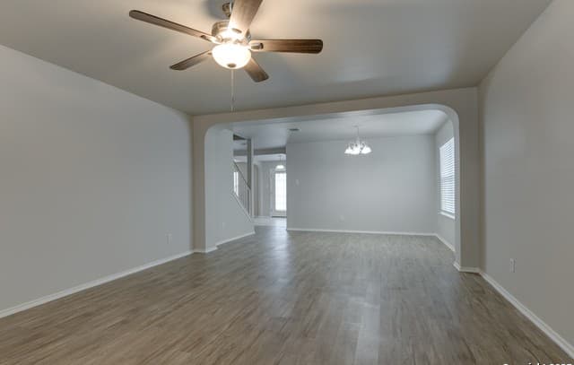 4-bedroom rental at 9023 Sahara Wds in Universal City, TX — photo 2
