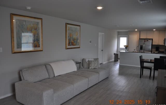 3-bedroom rental at 13625 Foal Cove in San Antonio, TX — photo 5