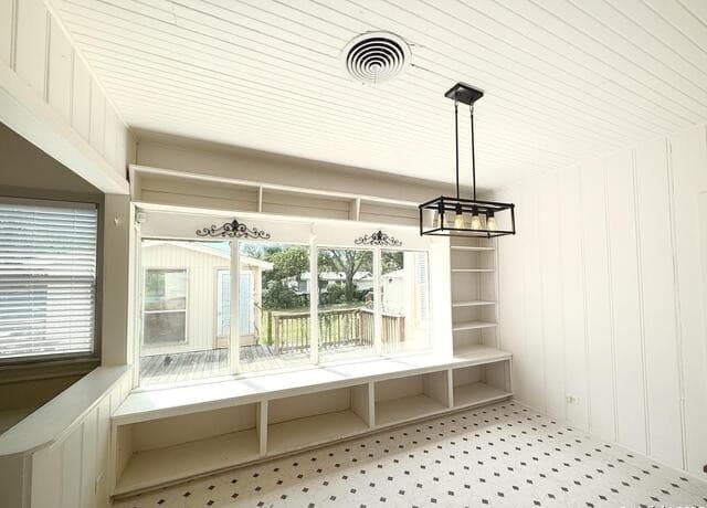 3-bedroom rental at 1214 Sutton in San Antonio, TX — photo 1