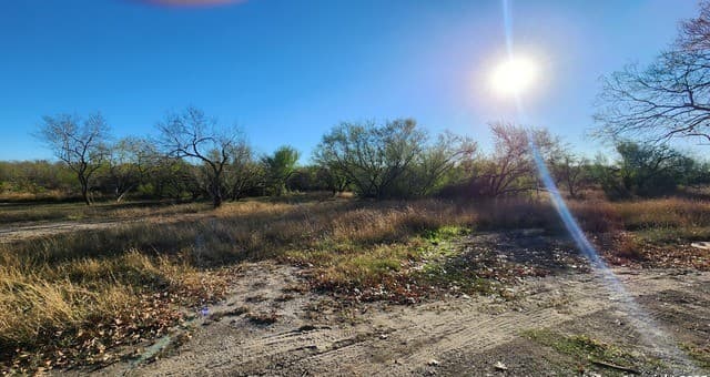 rental at 502 E E Ansley Blvd in San Antonio, TX — photo 5
