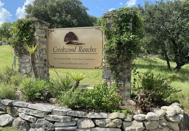 rental at 9005 Creekwood in Spring Branch, TX — photo 2