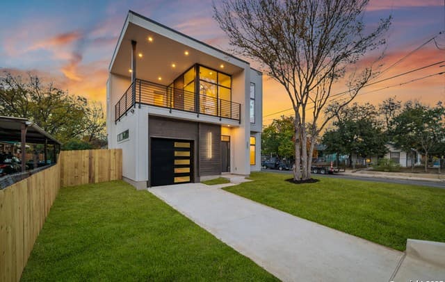 Home for sale at 257 E Baylor in San Antonio, TX — photo 3