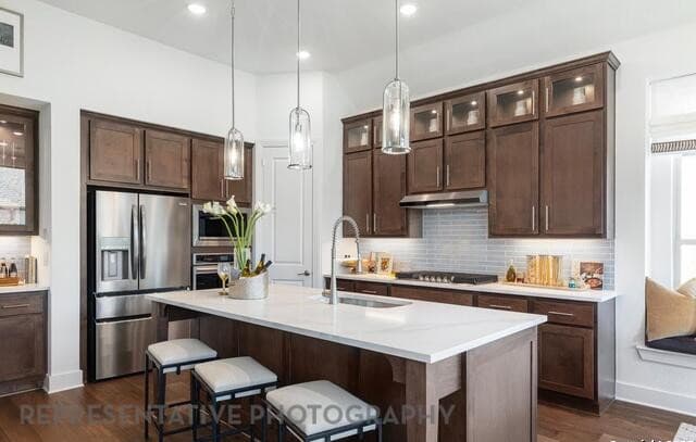 Home for sale at 255 White Oak in Castroville, TX — photo 2