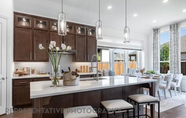 Home for sale at 255 White Oak in Castroville, TX — photo 5