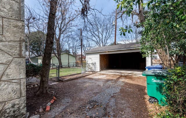 rental at 305 Rittiman in San Antonio, TX — photo 5