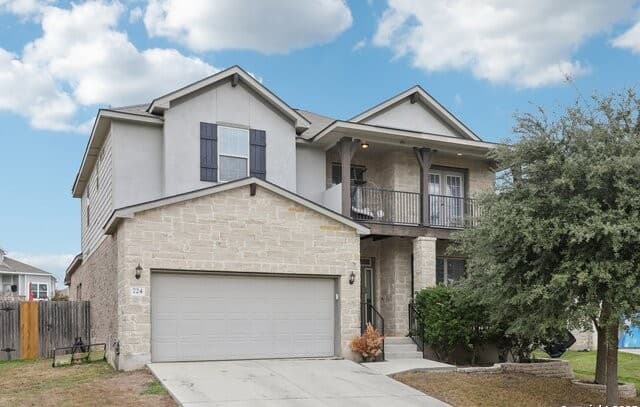 4-bedroom home for sale at 724 Morgan in Cibolo TX