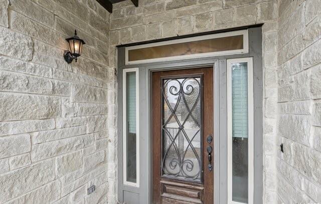 Home for sale at 724 Morgan in Cibolo, TX — photo 2