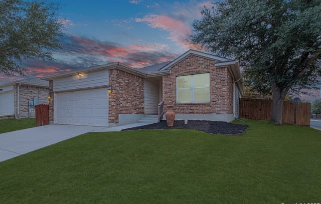 Home for sale at 5200 Columbia in Cibolo, TX — photo 3