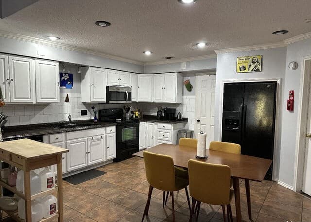 2-bedroom rental at 10527 Perrin Beitel Unit B204 in San Antonio, TX — photo 5