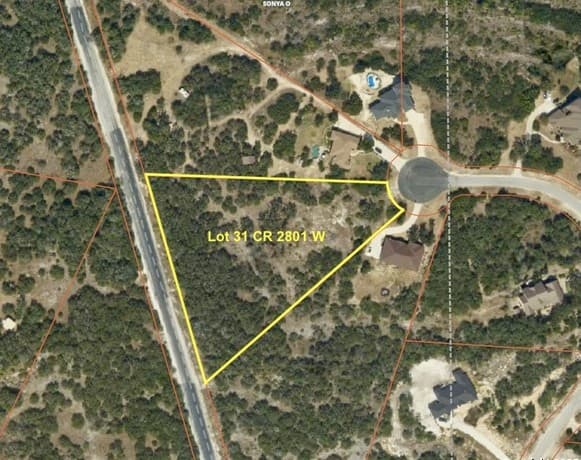 rental at LOT 31 W Cr 2801 in Mico, TX — photo 4