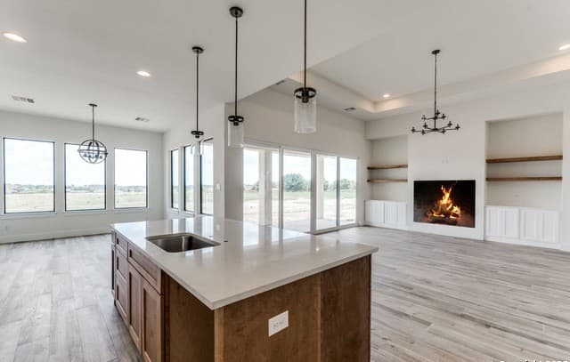4-bedroom rental at 108 Abrego Trail in Floresville, TX — photo 3