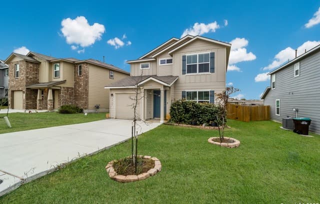 3-bedroom rental at 5965 Kendall Prairie in San Antonio, TX — photo 2