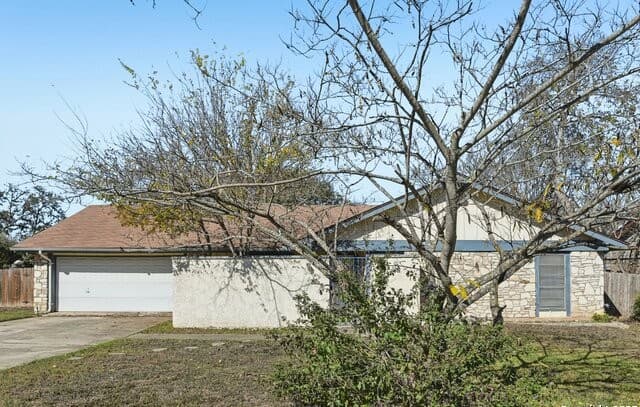 Home for sale at 8203 Phoenix in Universal City, TX — photo 4