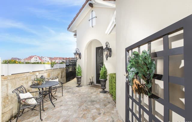 3-bedroom rental at 10 Denbury Gln in San Antonio, TX — photo 2