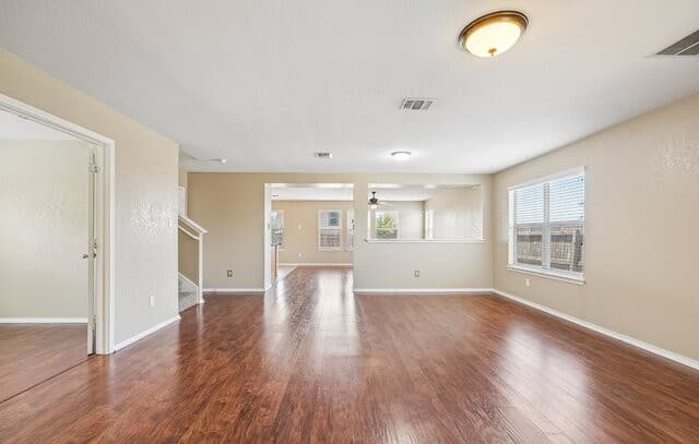 3-bedroom rental at 5700 Ping Way in Schertz, TX — photo 4