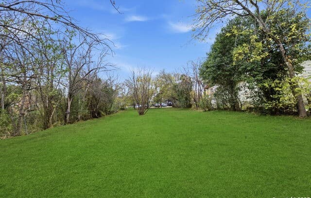 rental at 120 Coleman in San Antonio, TX — photo 4