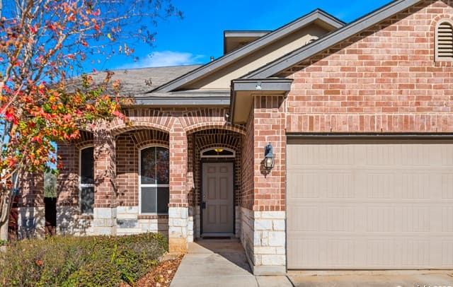 Home for sale at 5903 Carriage Cape in San Antonio, TX — photo 2