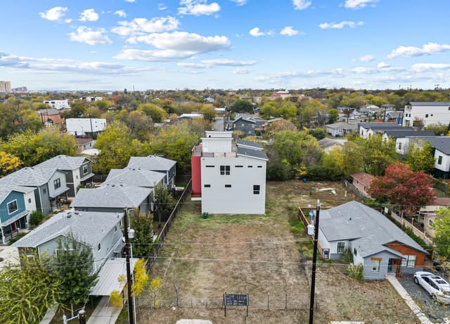 rental at 219 Utah in San Antonio, TX — photo 4