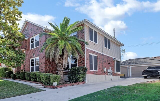 Home for sale at 1611 Springhouse in San Antonio, TX — photo 2