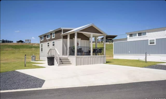 1-bedroom rental at 5386 Ranch Road 1376 #97 in Fredericksburg, TX — photo 2