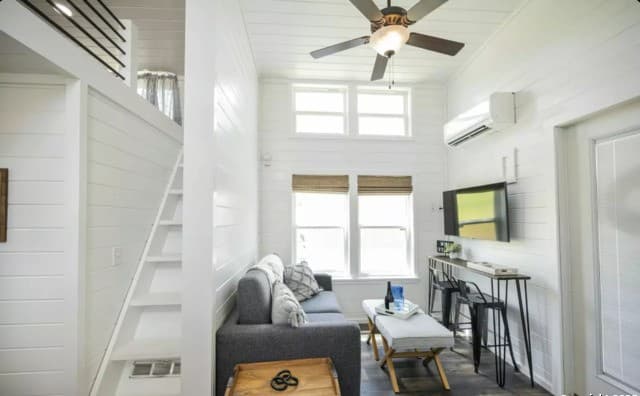 1-bedroom rental at 5386 Ranch Road 1376 #97 in Fredericksburg, TX — photo 5