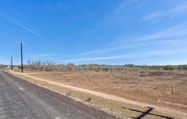rental at LOT 2 Sky View Ranch in Dhanis, TX — photo 3