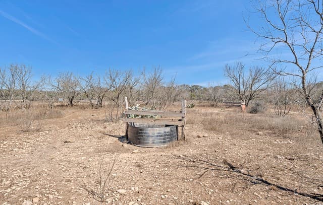 rental at LOT 2 Sky View Ranch in Dhanis, TX — photo 4