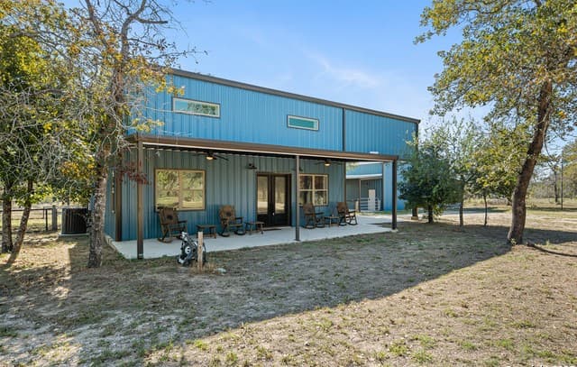 3-bedroom rental at 144 County Road 7725 in Natalia, TX — photo 1