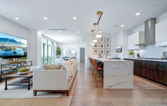 2-bedroom rental at 123 Lexington Unit APT 1410 in San Antonio, TX — photo 1