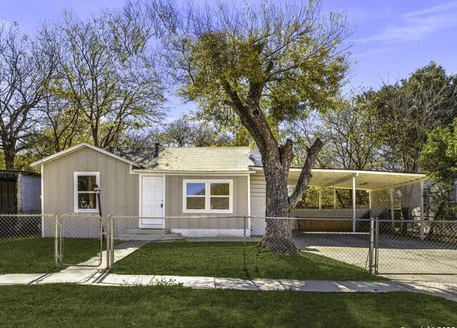 3-bedroom rental at 846 San Angelo in San Antonio, TX — photo 1