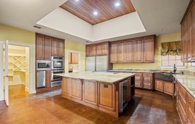 3-bedroom rental at 1200 Doe Run in Fredericksburg, TX — photo 5