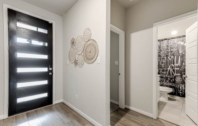 4-bedroom rental at 3012 Toscana Way in Schertz, TX — photo 5