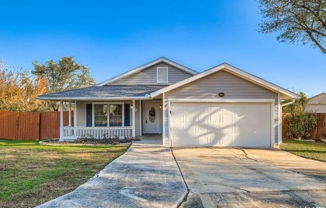 4-bedroom rental at 8614 Ridge Pilot in San Antonio, TX — photo 2