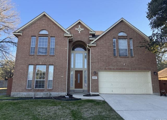 4-bedroom rental at 21427 Bubbling in San Antonio, TX — photo 1
