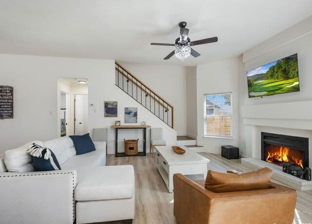 3-bedroom rental at 8403 Maple Ridge in San Antonio, TX — photo 5