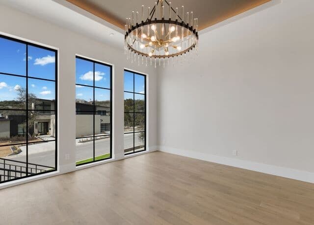 4-bedroom rental at 71 Via Aragon in San Antonio, TX — photo 5