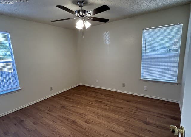 2-bedroom rental at 6312 Waddesdon Wood in San Antonio, TX — photo 5