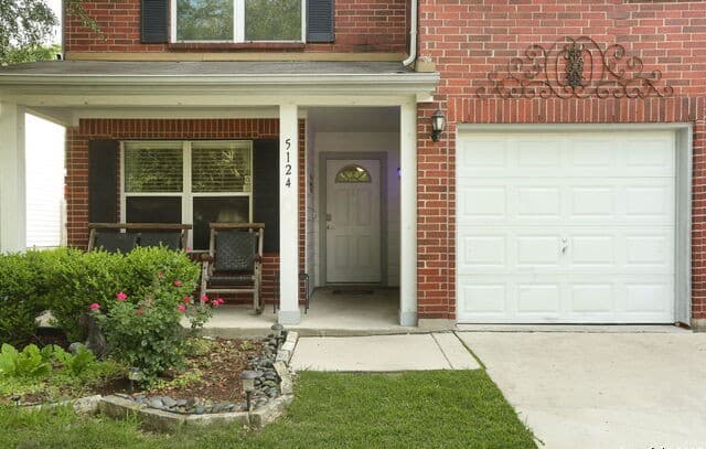 4-bedroom rental at 5124 Knollwood in Schertz, TX — photo 2
