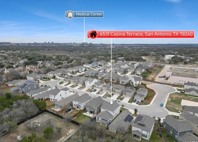 4-bedroom rental at 6531 Casina Terrace in San Antonio, TX — photo 4