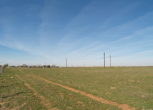 rental at TBD Fm 539 in La Vernia, TX — photo 3
