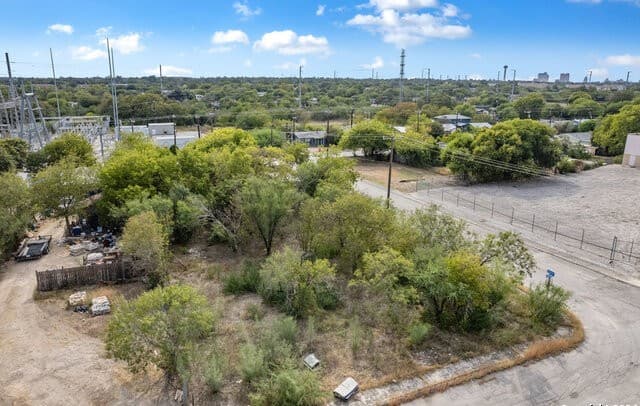 rental at 606 Jenull Ave in San Antonio, TX — photo 5