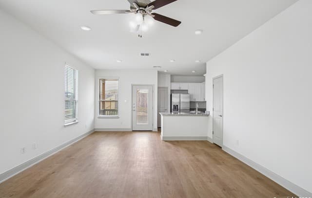 rental at 12349 Montgomery Forest in San Antonio, TX — photo 4