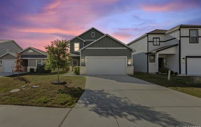 4-bedroom rental at 3214 Rancho Grande in San Antonio, TX — photo 2